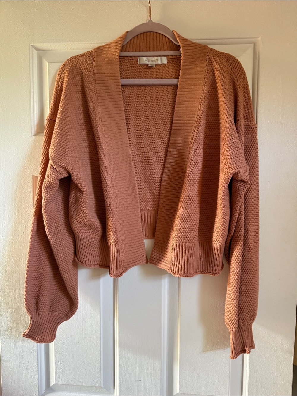 NWOT Flat White ‘Livvy’ Cropped Open-Front Women's Sweater Cardigan O/S